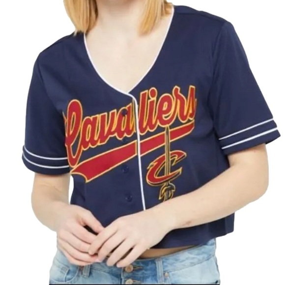 NBA Tops - Cleveland Cavaliers M Cropped NBA Jersey Button Front Embroidered #70 Light
